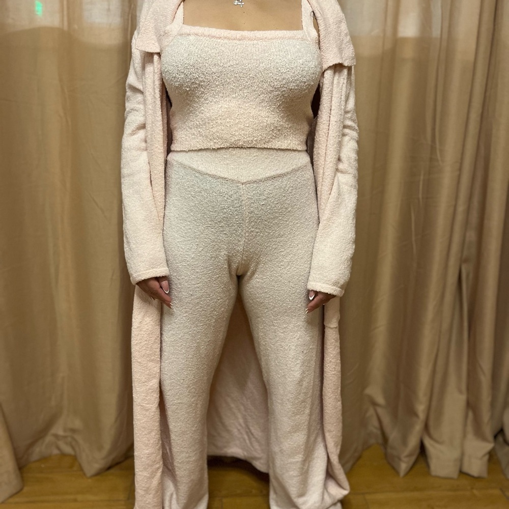 Cozy Cream Lounge Set